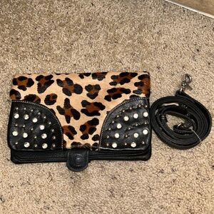 American West Cheetah crossbody/wallet
